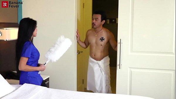 The Filipino CumSlut – BananaFever