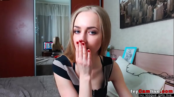 Amazing blonde camgirl