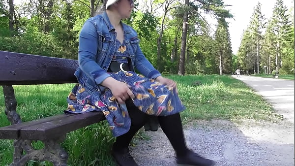 Chubby mature woman show hairy pussy in the park