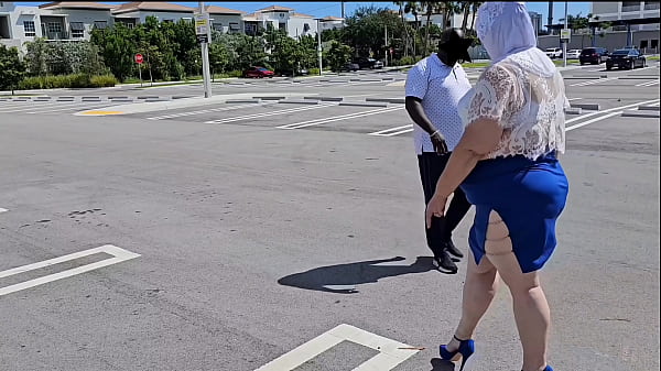 Got my pussy creampie by stranger  I met in parking lot – fat pussy  hijab Milf