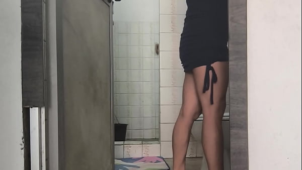 Homemade voyeur: I spy on myself in the bathroom while I touch myself