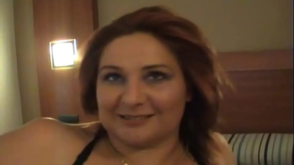 La conocimos en una playa con su novio, nos la llevamos a nuestro hotel y…