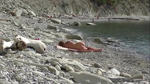 Travel blogger met a nudist girl. Public blowjob on the beach in Bulgaria. RoleplaysCouples