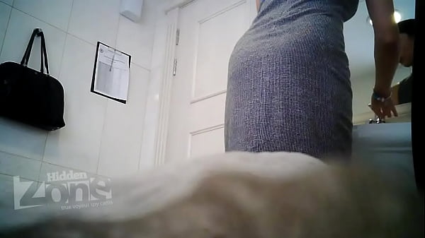 voyeur b. anus