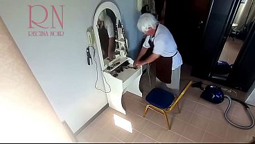 Barber Shop Surprise – Security Camera Comedy