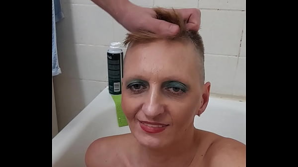 Deutsche Milf Sandra Gesichtsbesamung