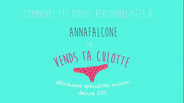 Vends-ta-culotte – BDSM – Une domina expérimentée fume en humiliant un soumis et en lui donnant des instructions de branlette – AnnaFalcone