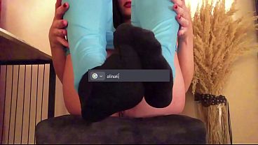 Foot fetish jerk off instructions, sock removal (GERMAN)