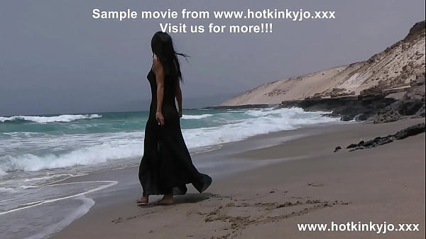 HKJ gape fist and prolapse at the public beach
